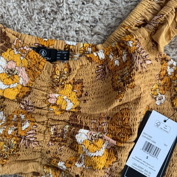 Volcom tank top NEW WITH TAGS SIZE SMALL - Picture 2 of 3